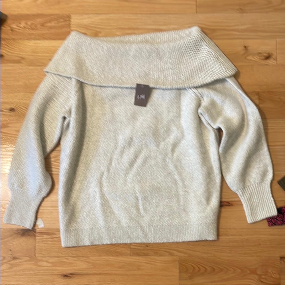 Heathered Cream Off-the-Shoulder Sweater with Ribbed Detailing  Purejill NWT